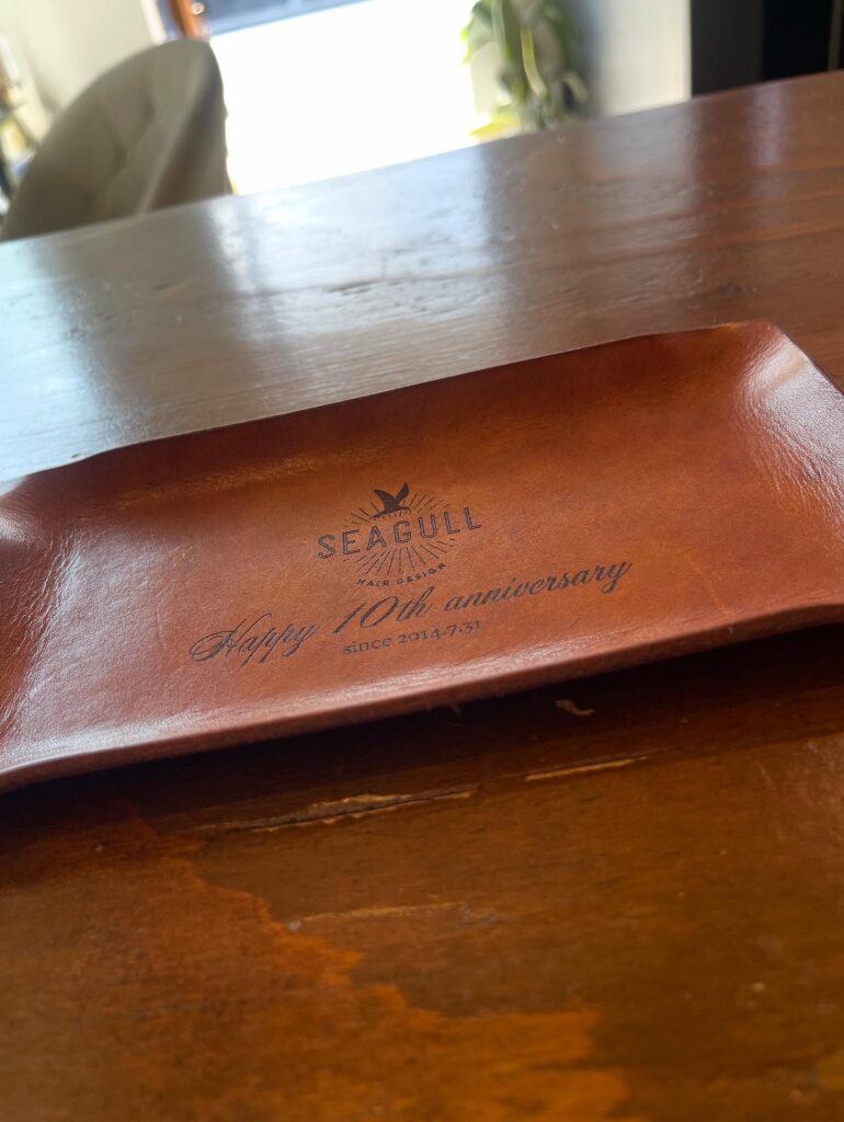 .お客様から頂いたSEAGULL北広島店の10周年記念品.ありがとうございます