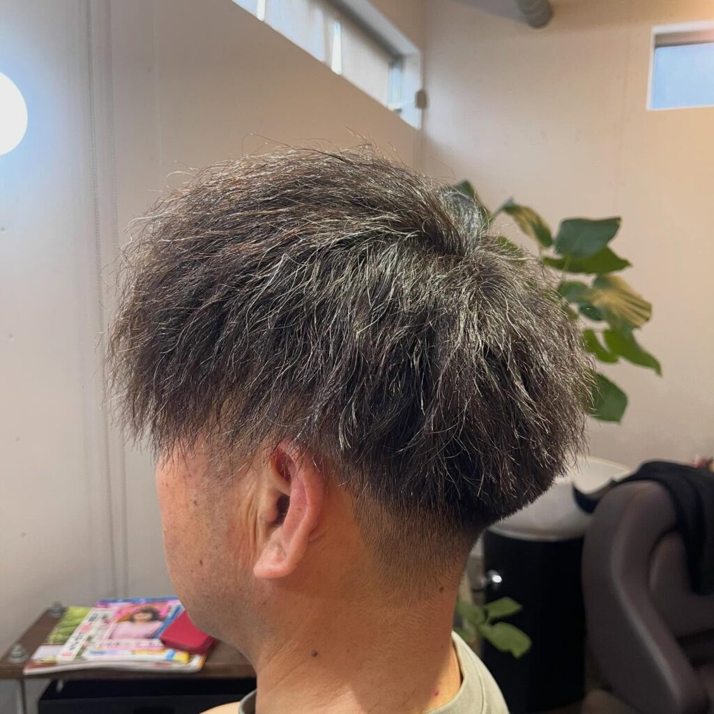 .︎ツイスト　︎パーマ　︎縦落ち..————————————————予約方法・SEAGULLアプリから・電話☏0826-72-0324・公式ライン・DMまで️@SEAGULL731プロフィールのリンクから初めての方もお気軽にご相談ください.,